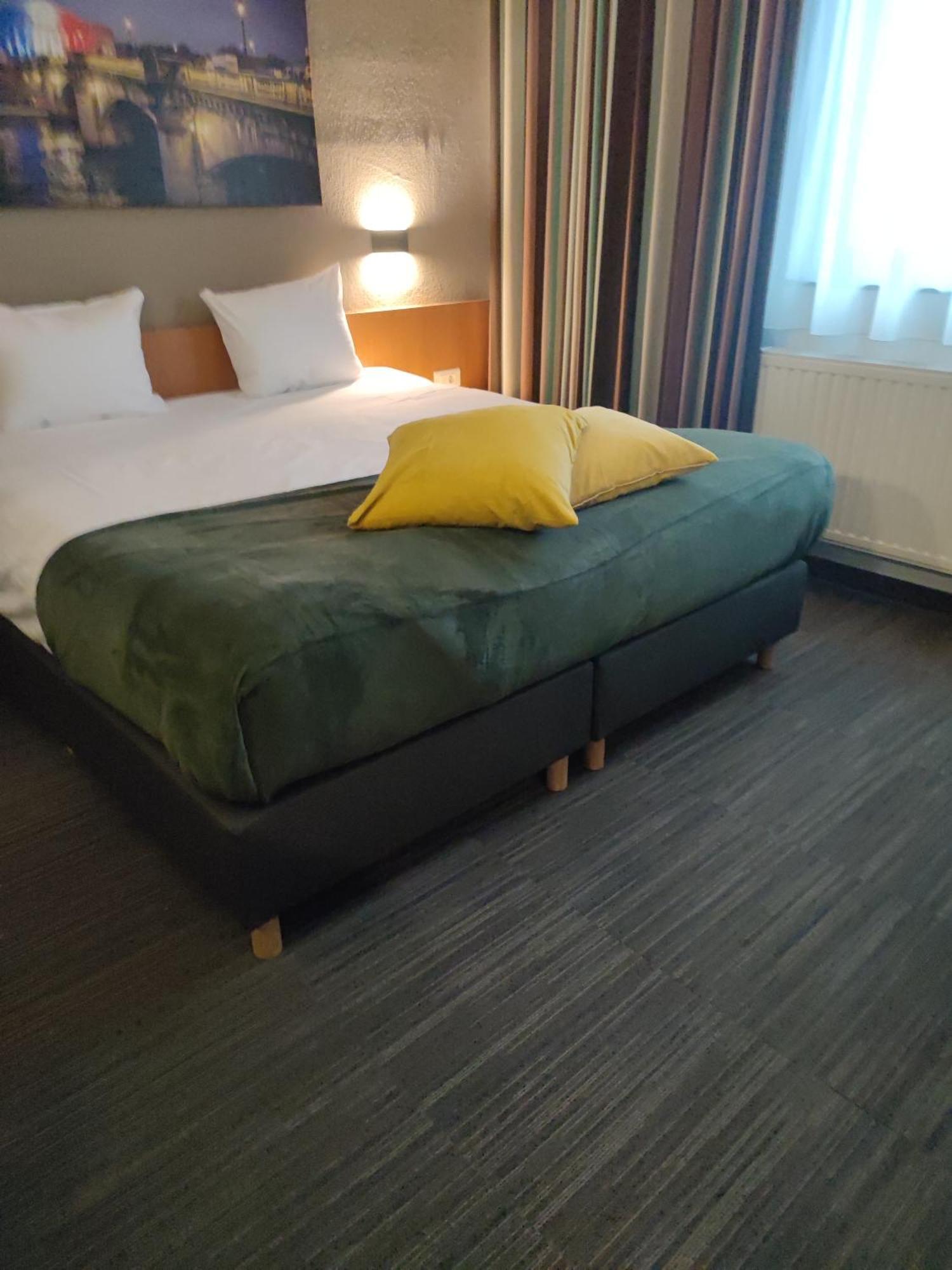 Hobbit Hotel Brussels Airport Zaventem Zewnętrze zdjęcie