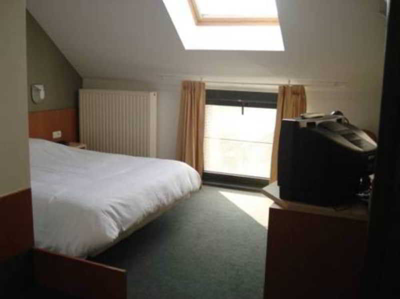 Hobbit Hotel Brussels Airport Zaventem Zewnętrze zdjęcie