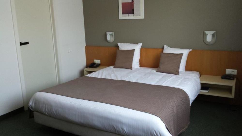 Hobbit Hotel Brussels Airport Zaventem Zewnętrze zdjęcie