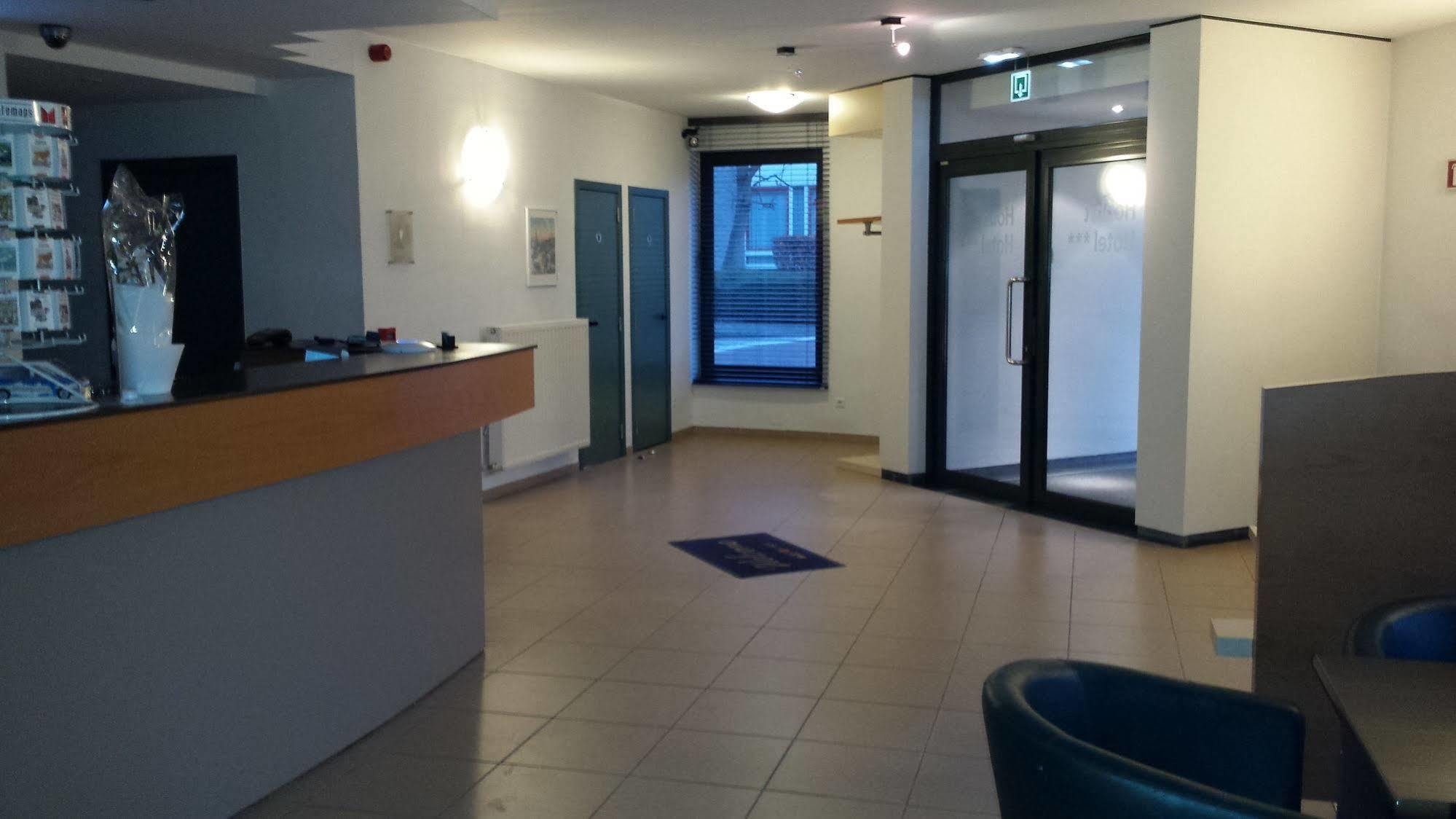 Hobbit Hotel Brussels Airport Zaventem Zewnętrze zdjęcie