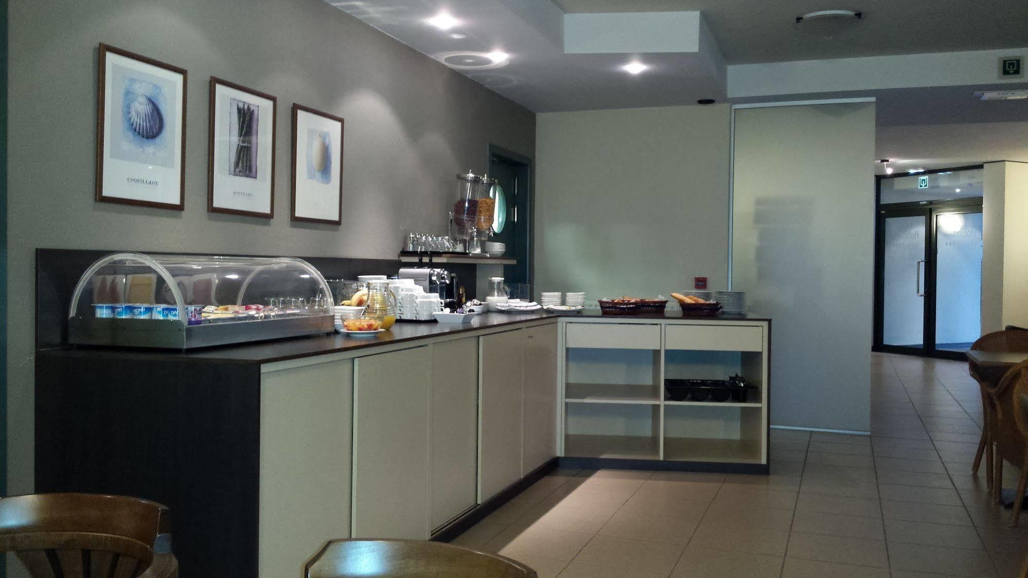 Hobbit Hotel Brussels Airport Zaventem Zewnętrze zdjęcie